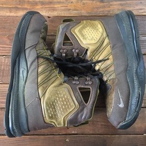nike acg zoom superdome